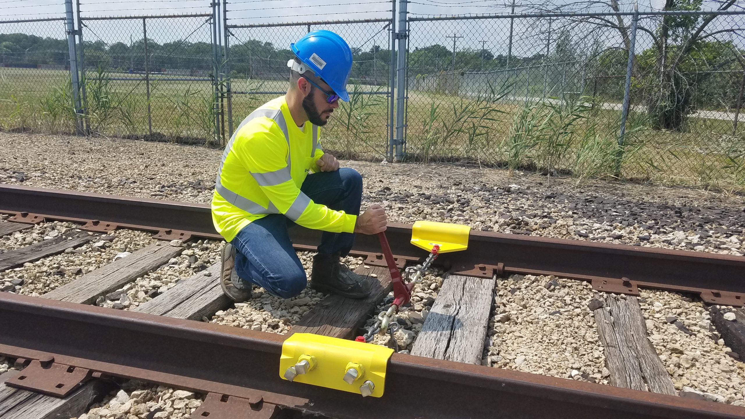 Rail Pull (Derail Repair) Gauger