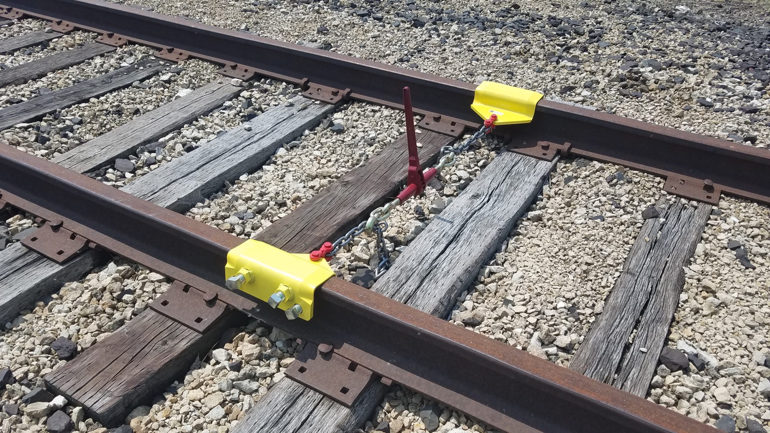 Rail Pull (Derail Repair) Gauger